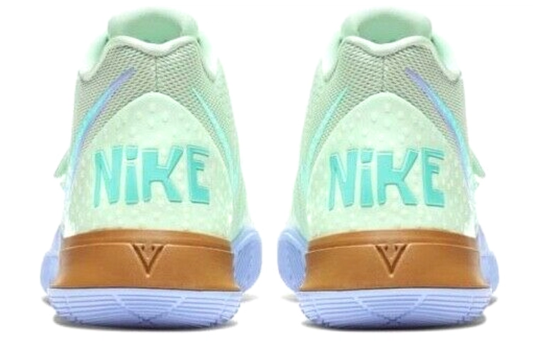 SPONGEBOB SQUAREPANTS x Nike Kyrie 5 5