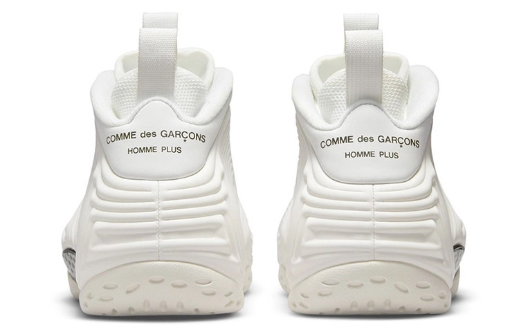 COMME DES GARCONS SHIRT x Nike Foamposite One sp