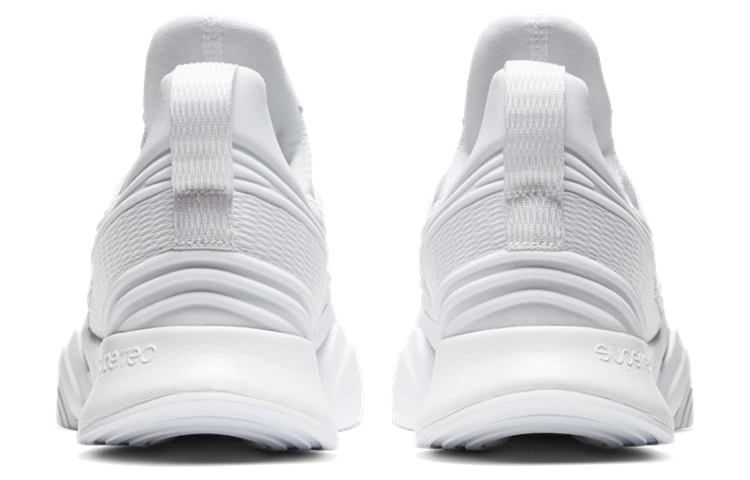 Nike SuperRep Groove