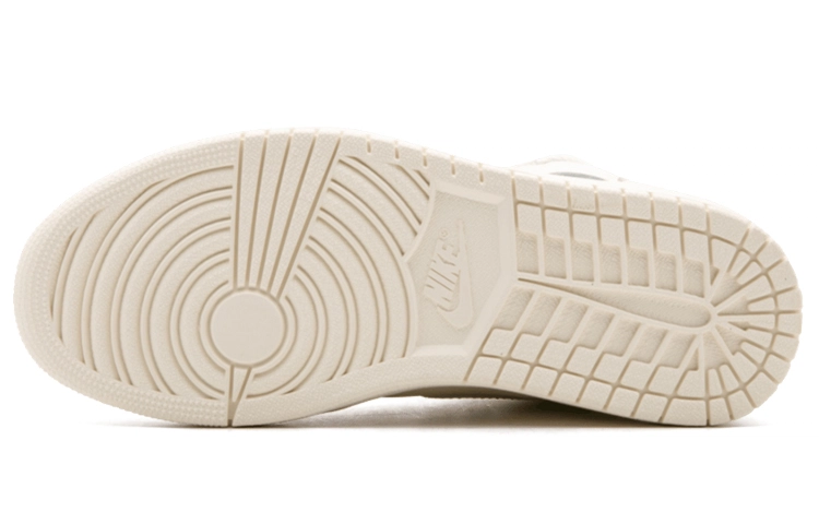 Jordan Air Jordan 1 Retro High OG Sail