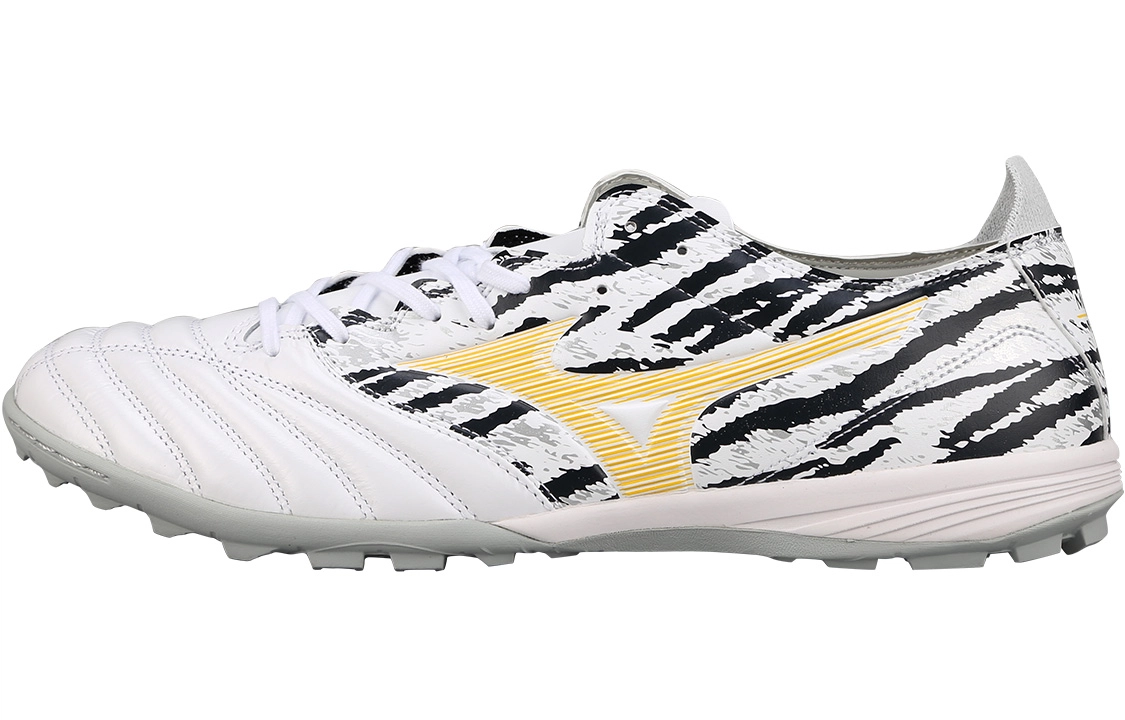 Mizuno Morelia Neo