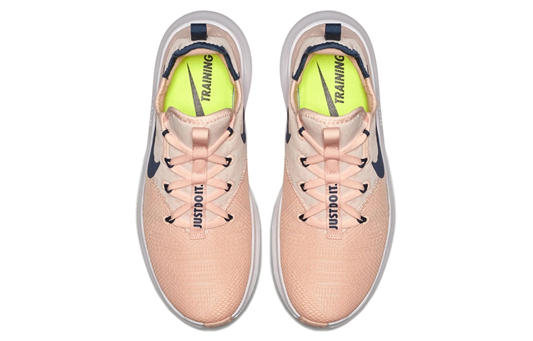 Nike Free TR 8