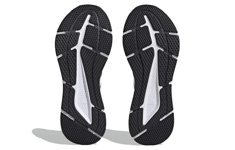 adidas Questar