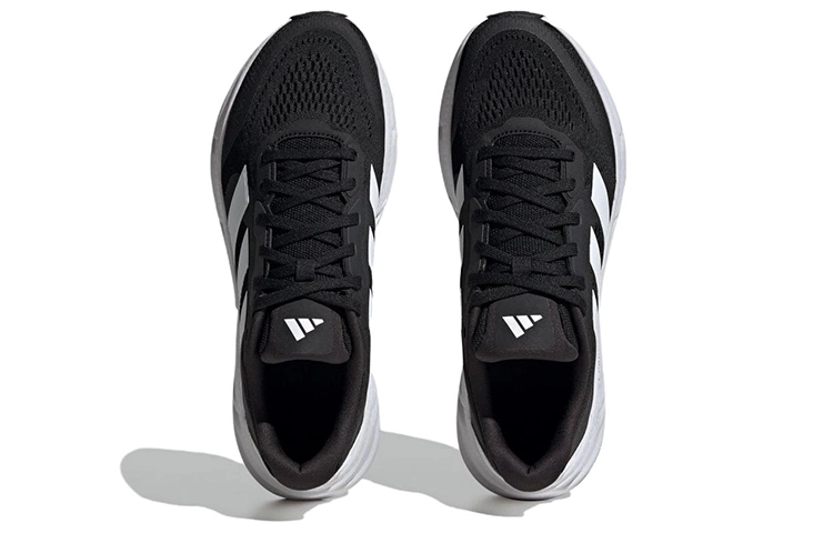adidas Questar