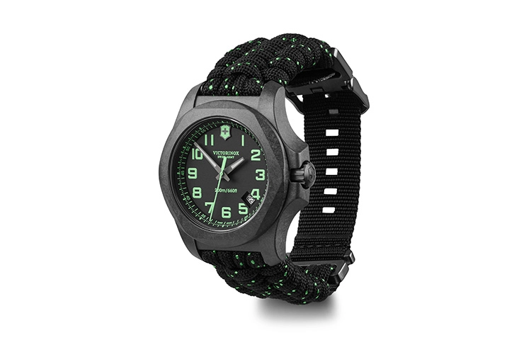 VICTORINOX I.N.O.X. 43mm 241859