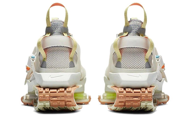 Nike ISPA Zoom Road Warrior