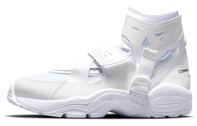 COMME DES GARCONS SHIRT x Nike Air Carnivore TPU