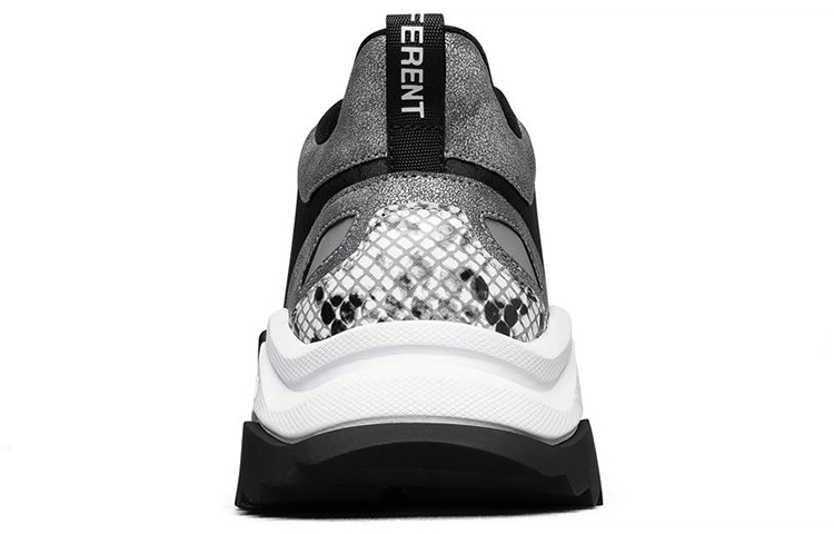 Skechers Mark Nason