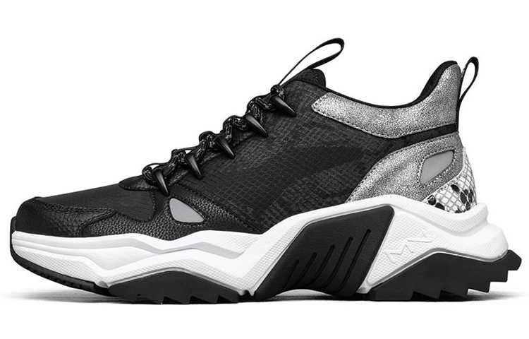 Skechers Mark Nason