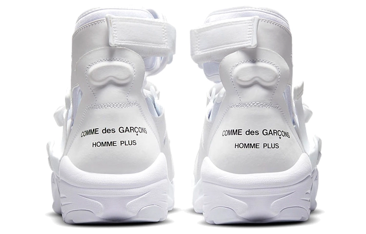 COMME DES GARCONS SHIRT x Nike Air Carnivore TPU