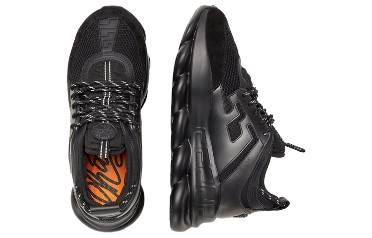 VERSACE Chain Reaction