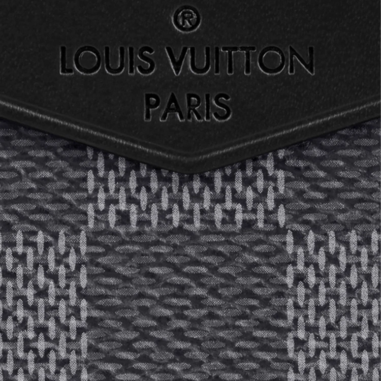LOUIS VUITTON Zippy DRAGONNE