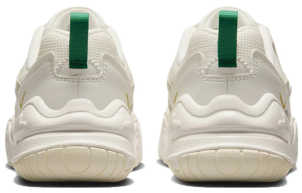 Nike Tech Hera