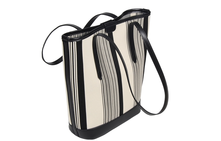YOCAMU Tote