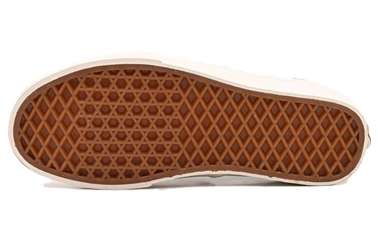 Vans Authentic VR3