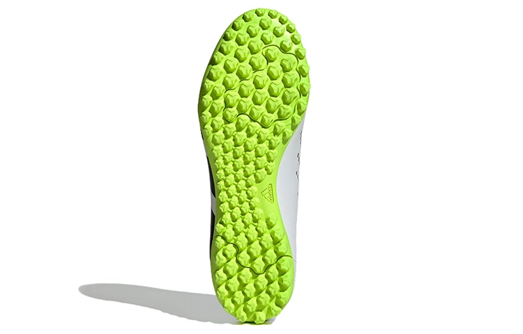 adidas Predator Accuracy.4 PU