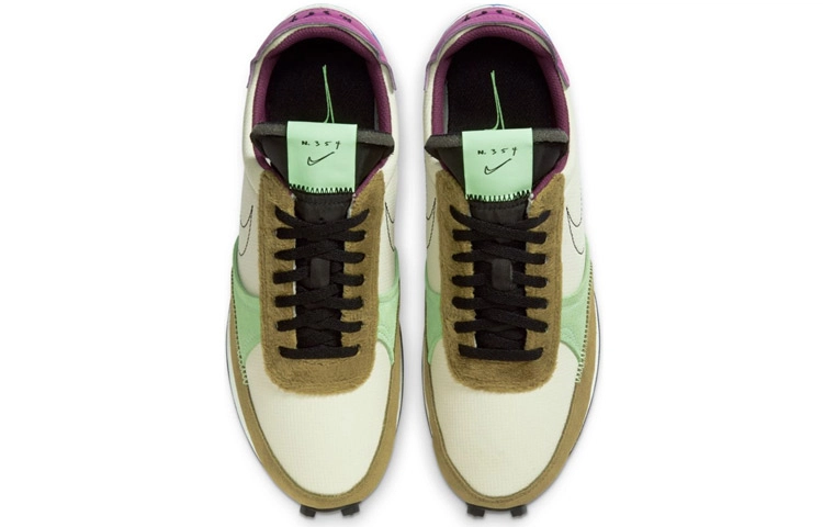 Nike Daybreak Type
