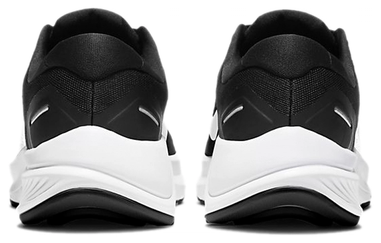Nike Zoom Structure 23