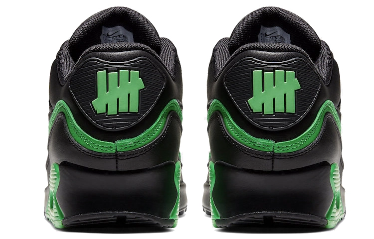 UNDEFEATED x Nike Air Max 90
