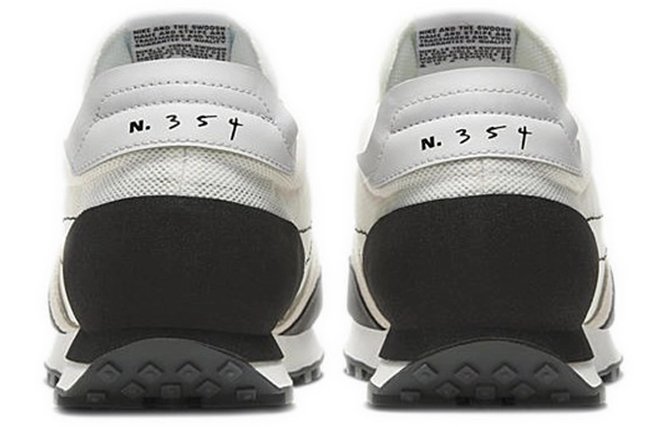Nike Daybreak Type