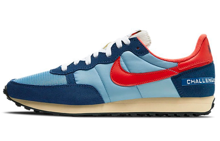 Nike Challenger