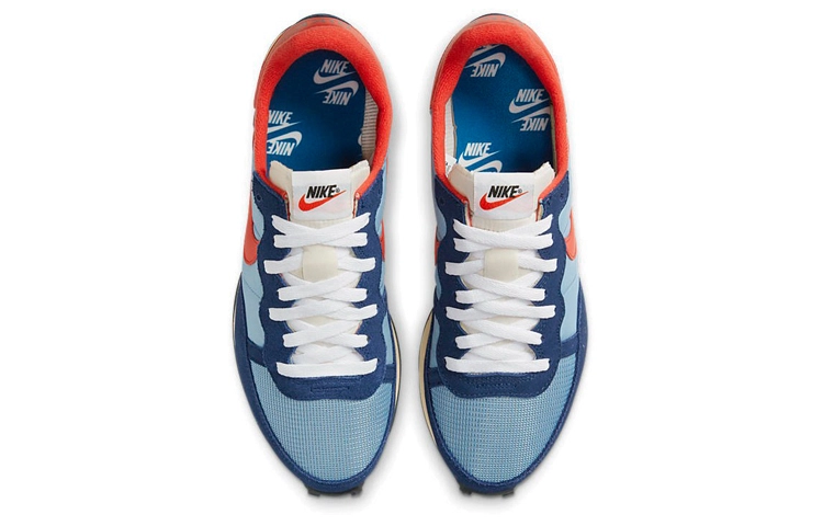 Nike Challenger