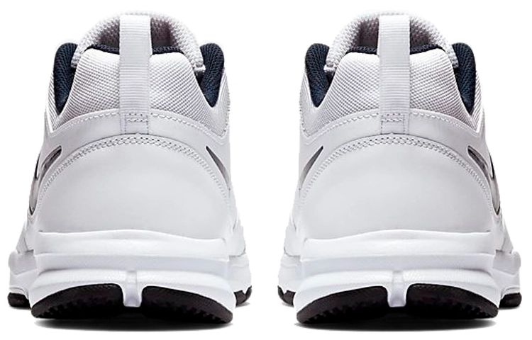 Nike T-Lite 11
