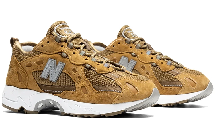 Thisisneverthat x New Balance NB 827