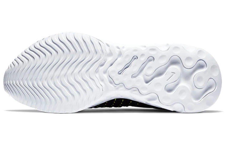 Nike React Phantom Run Flyknit 2
