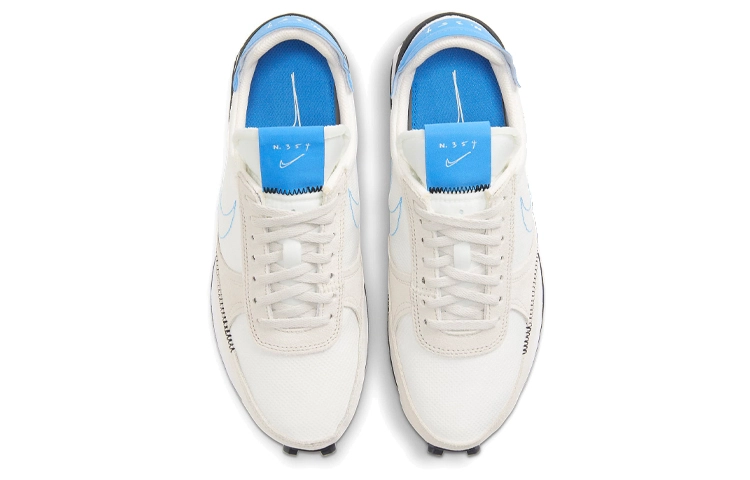 Nike Daybreak Type