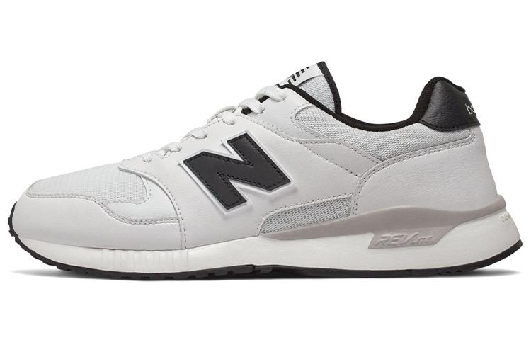 New Balance NB 570