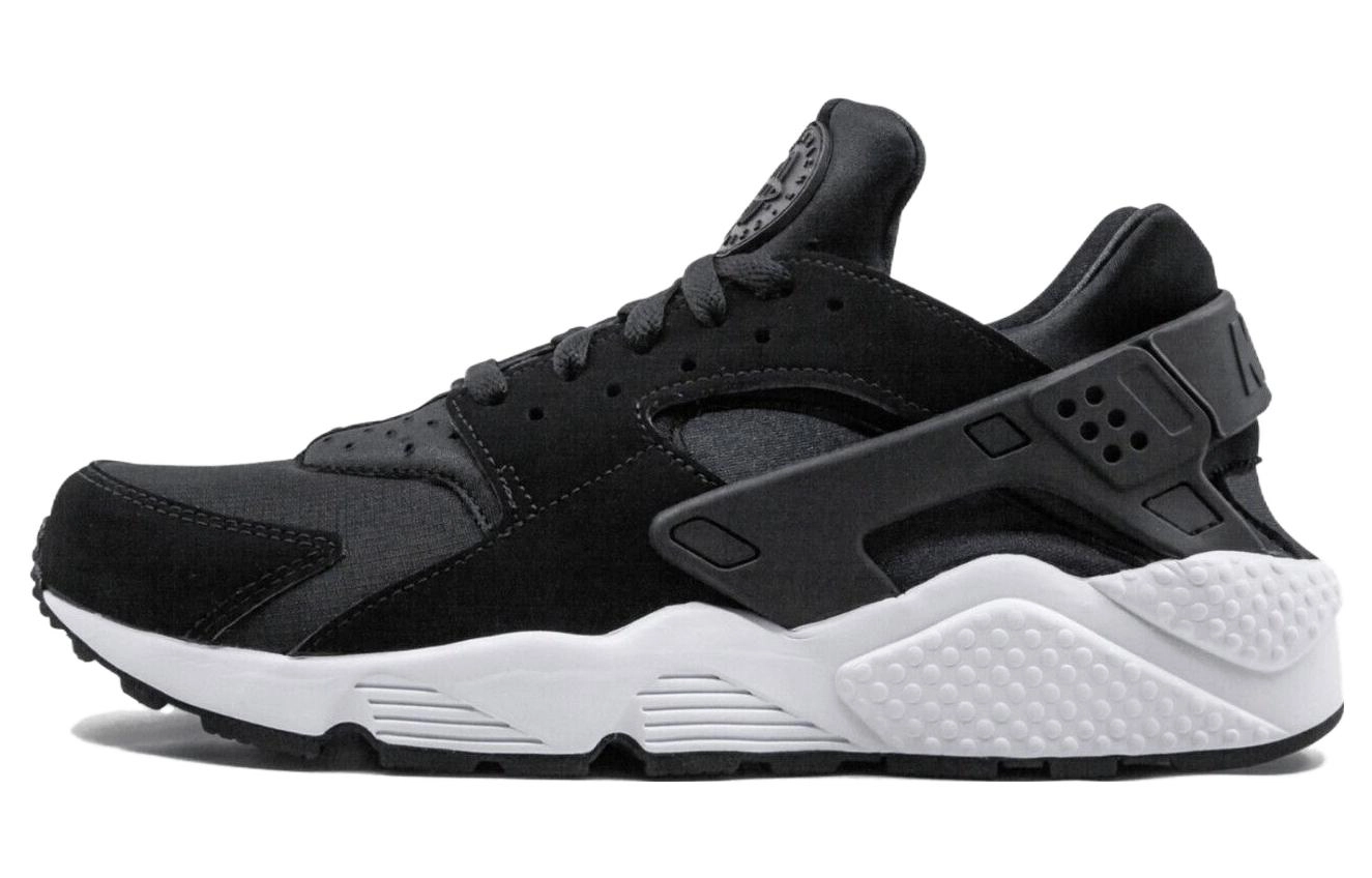 Nike Air Huarache Black Trainers