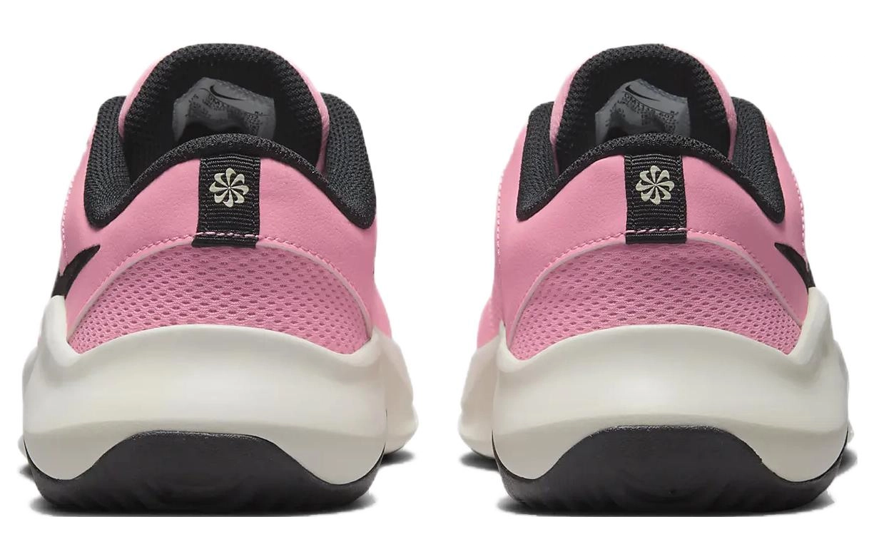 Nike Legend Essential 3