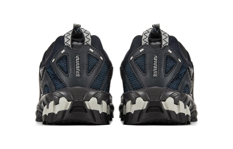 New Balance 610T V1