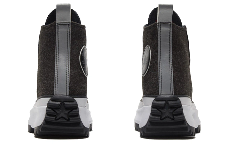 Converse Run Star Hike
