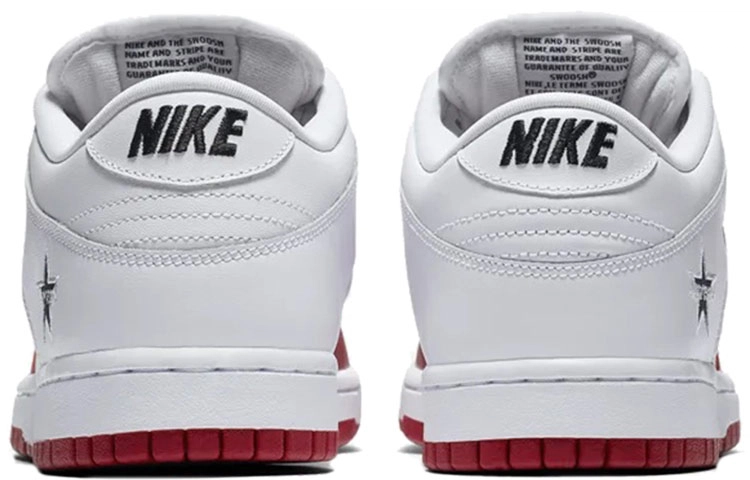 Supreme x Nike Dunk SB