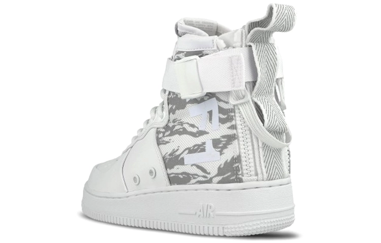 Nike Air Force 1 Winter Camo