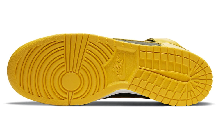 Nike Dunk SP "Varsity Maize"