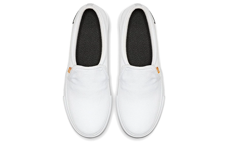 Nike Court Royale AC
