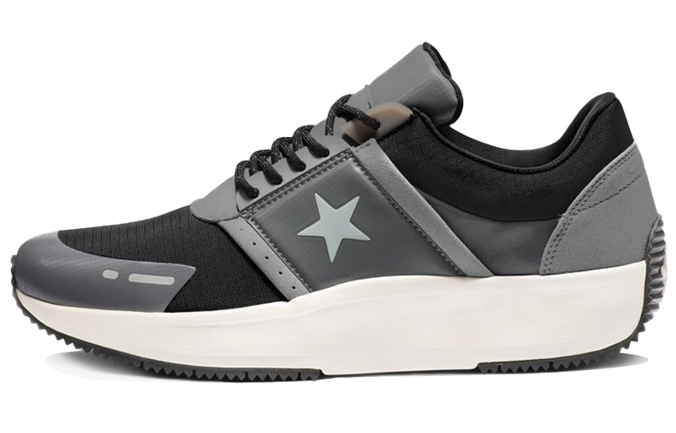Converse Run Star Hike