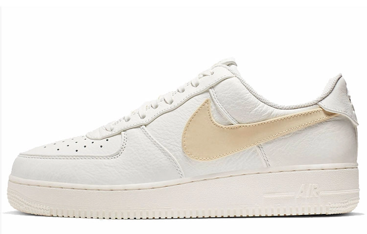 Nike Air Force 1 07 Big Swoosh