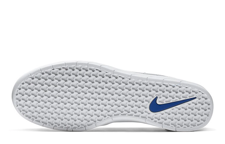 Nike SB Team Classic Premium