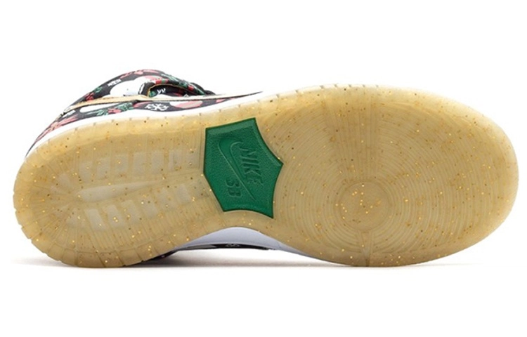 Nike Dunk SB Concepts Ugly Christmas Sweater