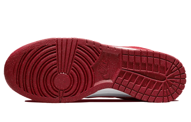 Nike Dunk Low Next Nature "University Red"
