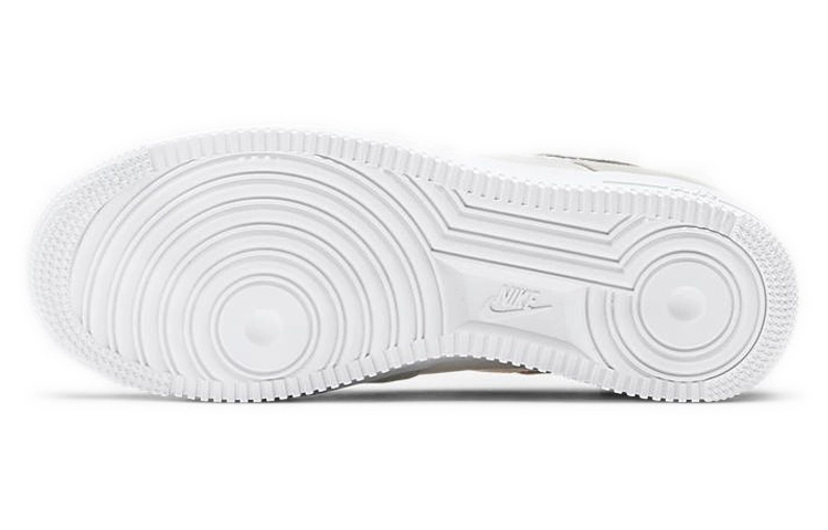 Nike Air Force 1 07 SE