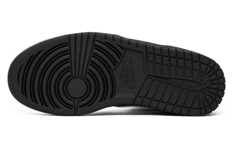 Nike Dunk Lux Chukka Riccardo Tisci Black