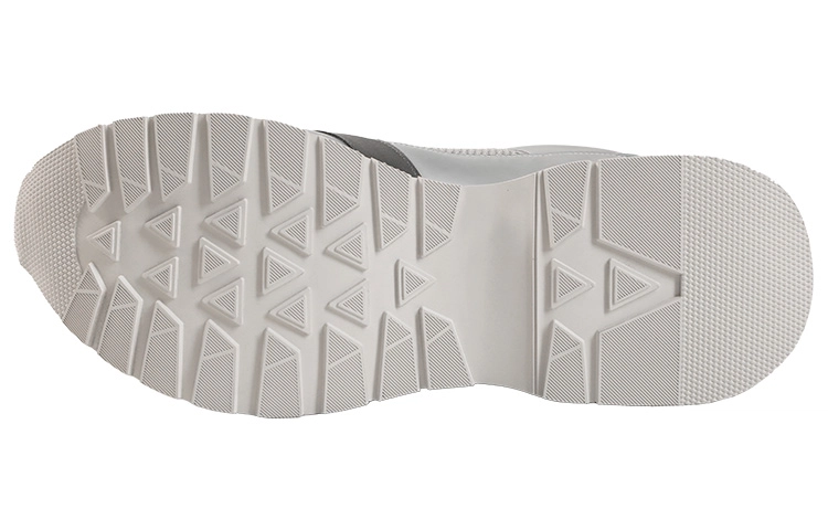 CONP 23SS Swing Runner