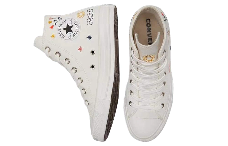 Converse Chuck Taylor All Star "it's okay to wander"