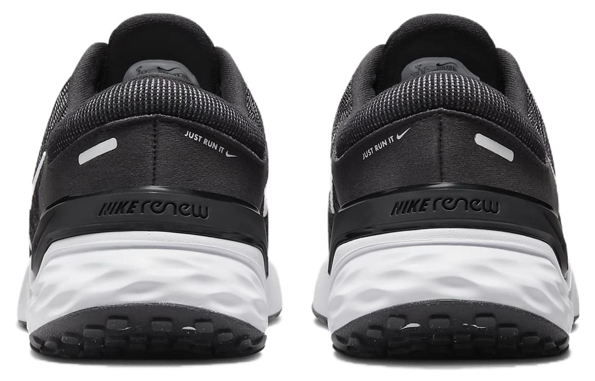 Nike Renew Run 4