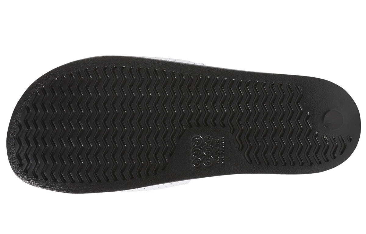Reebok classic slide